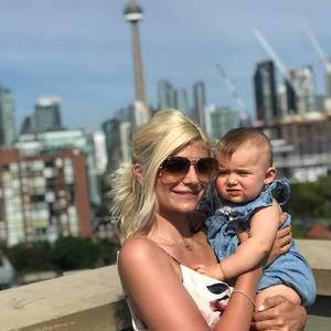 Meet your Posher, Kayla